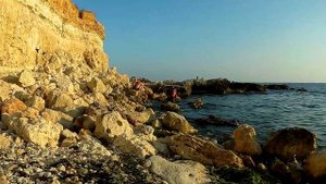 Пляж Голубая бухта Севастополь 12 августа
