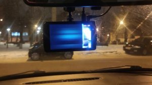 Включение и отогревание экрана видеорегистратора зимой (ч. 1)