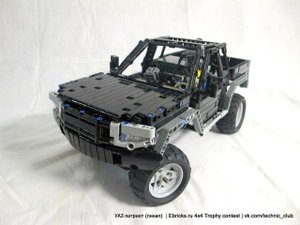 LEGO Technic UAZ Patriot Pickup