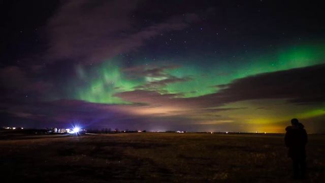 Aurora Borealis in Alberta, Canada (March 2, 2021) смотреть онлайн