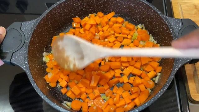 HOW TO MAKE: SEAFOOD SOUP || FRUGALLYT смотреть онлайн