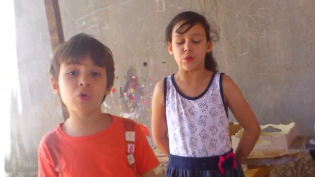 Que beijo Lindo! Daniel e Emilly смотреть онлайн