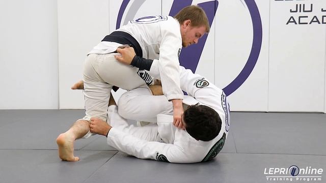 De La Riva Sweep to Leg Drag to Side Control or Back Take смотреть онлайн