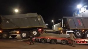 Разгрузка прицепа Mega