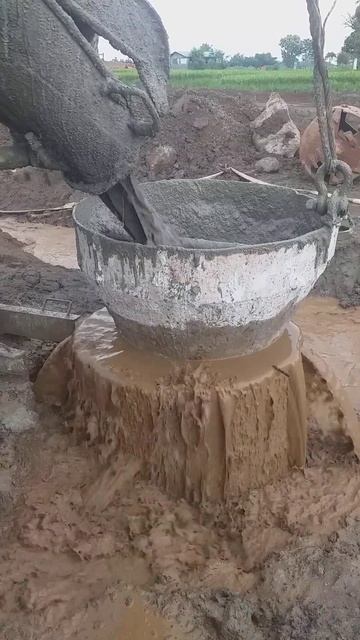 BEGINILAH PROSES PENGECORAN LUBANG BORE PILE DIAMETER 1000#drilling #rig смотреть онлайн