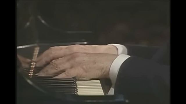 узнай пианиста по рукам смотреть онлайн