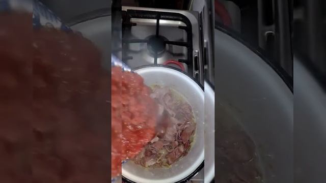 paste cu sos de roșii смотреть онлайн