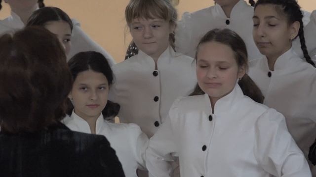 "МЧАТСЯ ГУСИ ВЕРЕНИЦЕЙ" ХОР "КРЕДО"