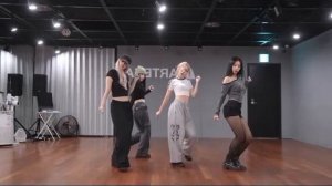 Aespa — Whiplash dance practice mirrored (cover)