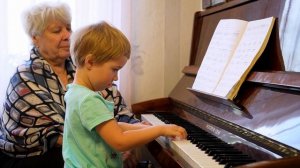 Радослава Лемешкина, 3 года. Три этюда.