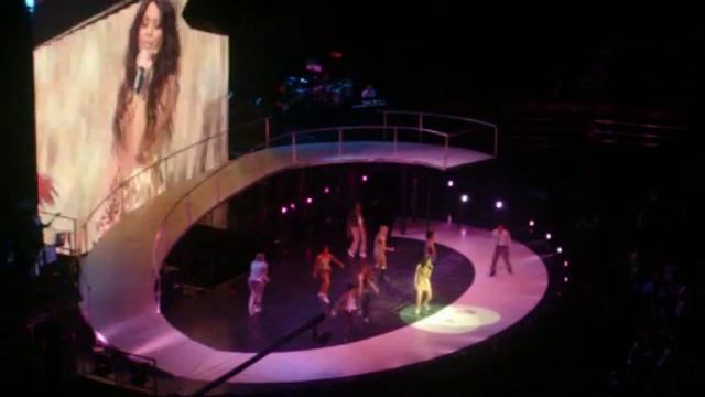 High School Musical Concert- Vanessa Hudgens- Baby Come Back To Me @ Detroit Concert смотреть онлайн