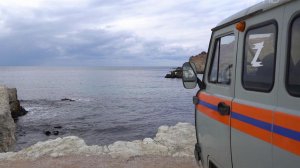 Безостановочно идут работы по очистке побережья Черного моря после разлива мазута