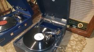 Вальс - "Амурские волны" (слова народные)  на патефоне Н. К. Т. П. им. Калинина.