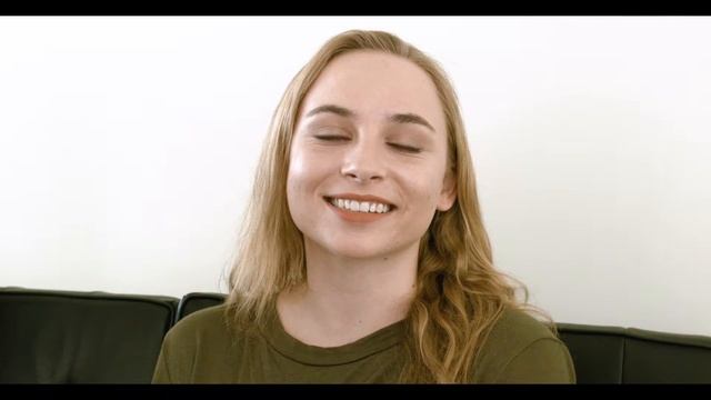 Sadie Eve ("Chloe Bennett") Interview смотреть онлайн