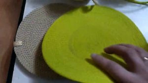 Салфетки под горячее  ЗИГ ЗАГ из полиэфирного шнура. Шила методом проб и ошибок, но своего добилась