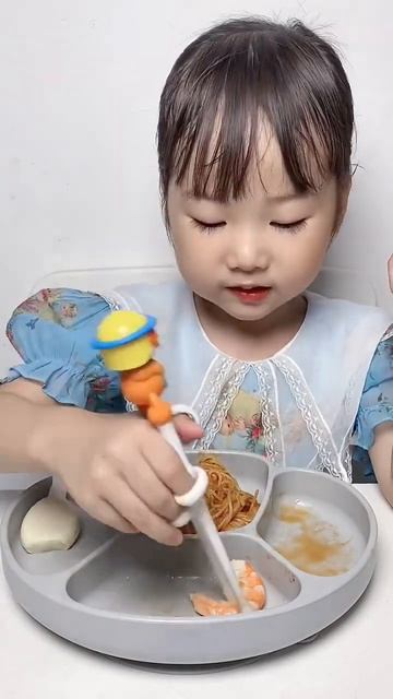 #975 Cute Chef-Kids Mukbang ASMR Funny Moments [Cai Hong ASMR] #shorts