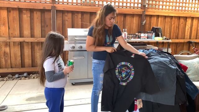 Dumpster Diving Online High-tech Dumpster, Look what I’ve Found Tons of Clothes Isn’t Amazing Finds смотреть онлайн