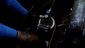 Замена топливного фильтра на двигателе МТЗ-245