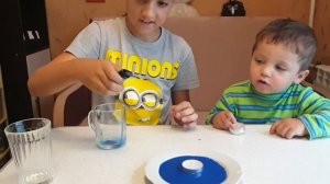 Опыт со свечой. Свеча в стакане. Играем и развиваемся.