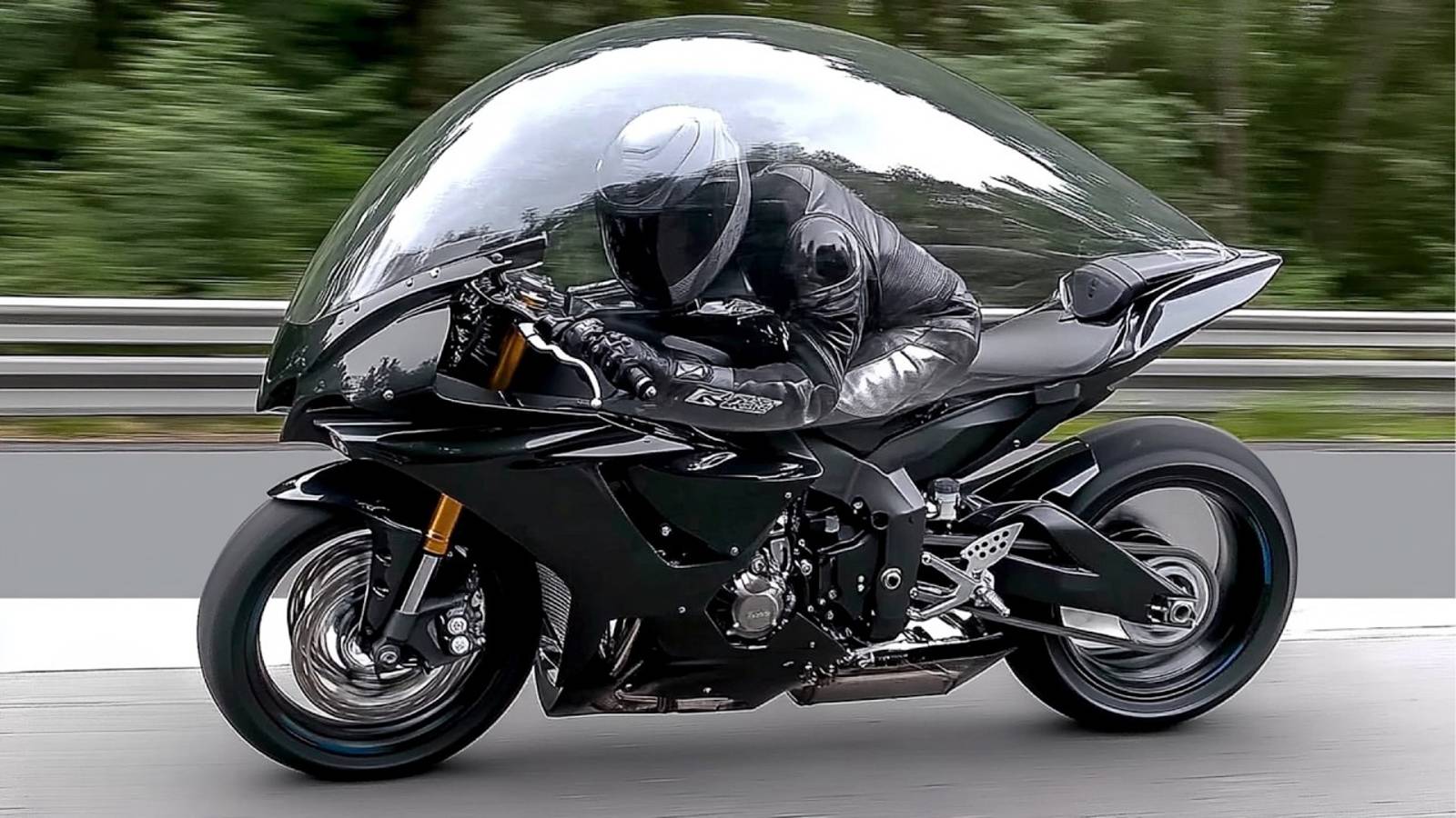 Мужчина Собирает Мотоцикл АНТИ-ДОЖДЬ СВОИМИ РУКАМИ смотреть онлайн