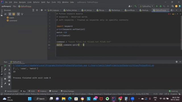 keyword vs soft keyword Python interview questions and answer Question 1