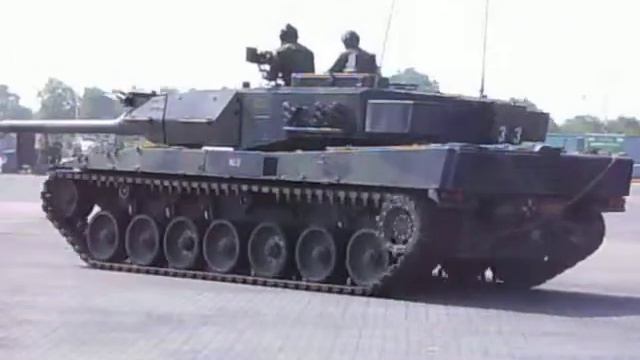 Leopard 2 A6 смотреть онлайн