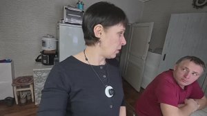 Нашла работника на лето Кардинально изменила прическу