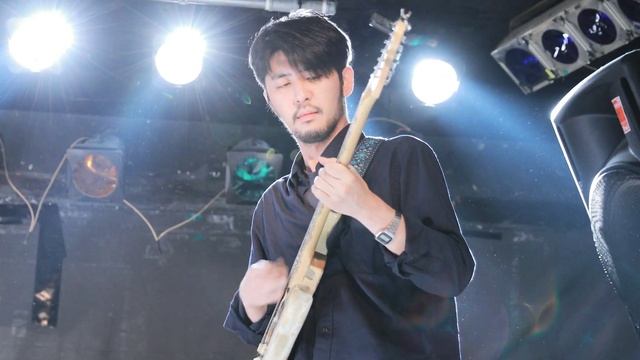 210521 로우하이로우(Low High Low) - Big fake ero @ 클럽FF смотреть онлайн