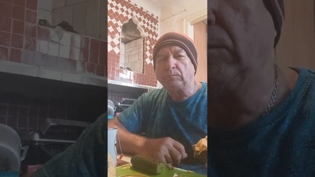 На завтрак у меня паштет из мяса индейки. Приятного всем аппетита. смотреть онлайн