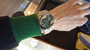Часовая Корея / Бутик и кафе Breitling