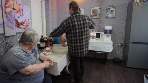 Последние деньги с пенсии 6853 рубля потратил пенсионер на эти продукты Показываем почему возмущалас