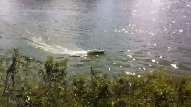 Century rc boat in lake смотреть онлайн