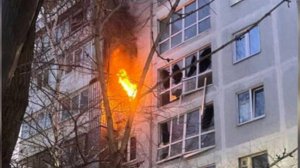 В самарской многоэтажке случился пожар после взрыва