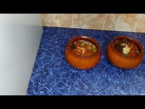 Куриная грудка с грибами и картошкой в горшочке смотреть онлайн