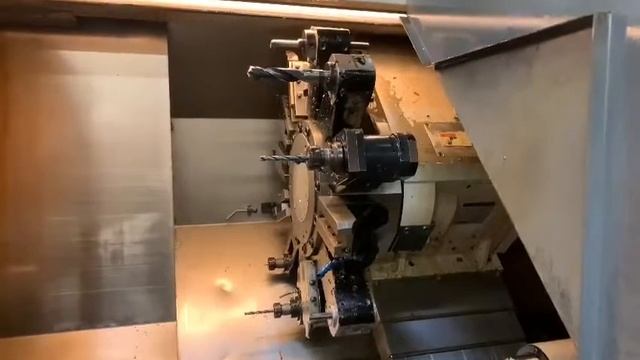 CNC lathe 3 axis MAZAK SQT 28 M - WWW.LEBAUT.COM смотреть онлайн