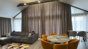 Раздвижной наклонный карниз Онвиз, с фиксацией холостого хода