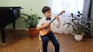 Сайфутдинов Абрар
 1. Белорусская народная песня "Перепёлочка" 2. А. Спадавеккиа  "Добрый жук"