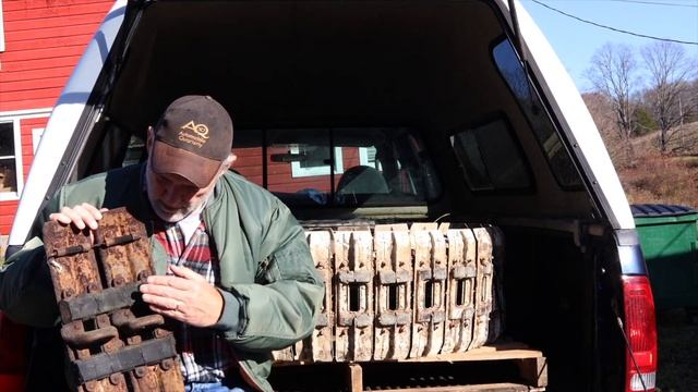 WW2 Vehicle Restoration: SCORE! Unobtanium Weasel Tracks! смотреть онлайн