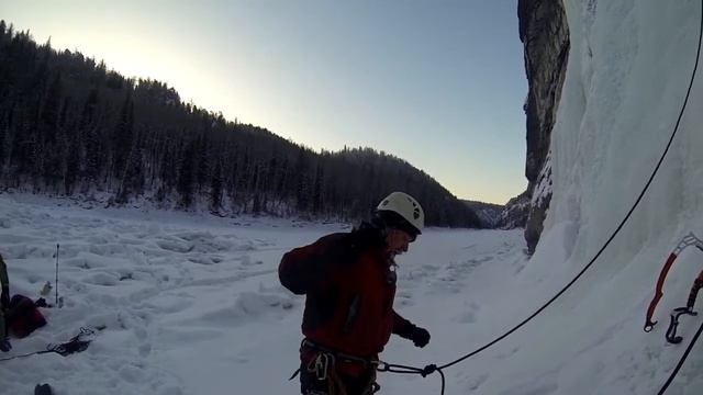 2018 вкратце о том, как нам ОЧЕНЬ понравилось на Макаракских водопадах смотреть онлайн