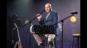 Певец и музыкант Алексей Кортнев вернулся обратно в Россию из Штатов