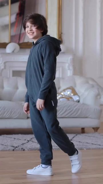 🐼 Уютный кигуруми «Панда Слипи» превращает ребёнка в очаровательную панду с забавными ушками смотреть онлайн