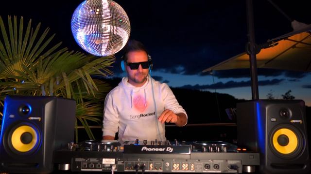 Ibiza techno