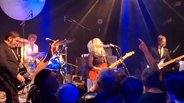 KATE CLOVER смотреть онлайн