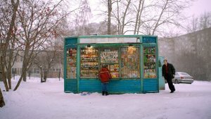 Страна Оз: "Дайте LD красный? Не оперился ещё..." (Сцена в ларьке с малолетним покупателем сигарет)