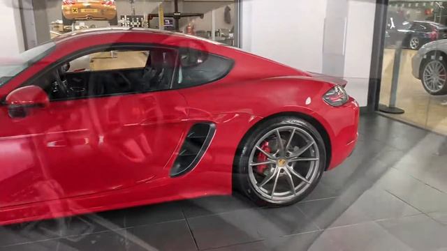 2017 Porsche 718 Cayman S смотреть онлайн