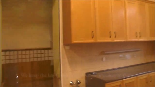 Körbevezetés a pujári helyiségekben - A tour in the pujari area of Sri Sri Gaura-Nitai (pt 1) смотреть онлайн