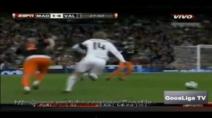 Real Madrid-Valencia 2-0 {18/4/2010} Full Goals And Highlights