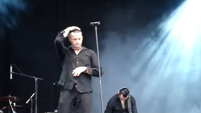 Scream Silence - My Eyes (M'era Luna 2009) смотреть онлайн