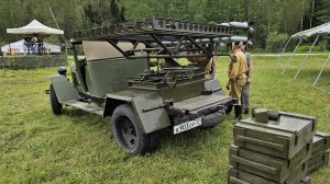 Зарядка реактивных снарядов М-8 в систему залпового огня М-8 на шасси ГАЗ-ММ, "Моторы Войны-2023"