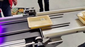 Маркировка оборудованием OMA JET лотки для готовой еды